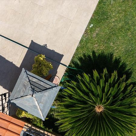 Aigli Luxury Studios Nea Roda Exterior photo